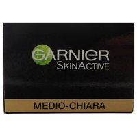 GARNIER BB Cream Natural Crema Idratante Tutto in 1, Arricchita con Pigmenti Naturali e Tè Verde, 50ml