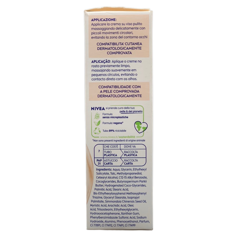 NIVEA ESSENTIALS BB Cream Super-Idratante 24H No Stop 50 ml, Crema Giorno SPF15 Uniformante, Crema viso Pigmentata, Crema Idratante con Olio di Jojoba Bio e Minerali