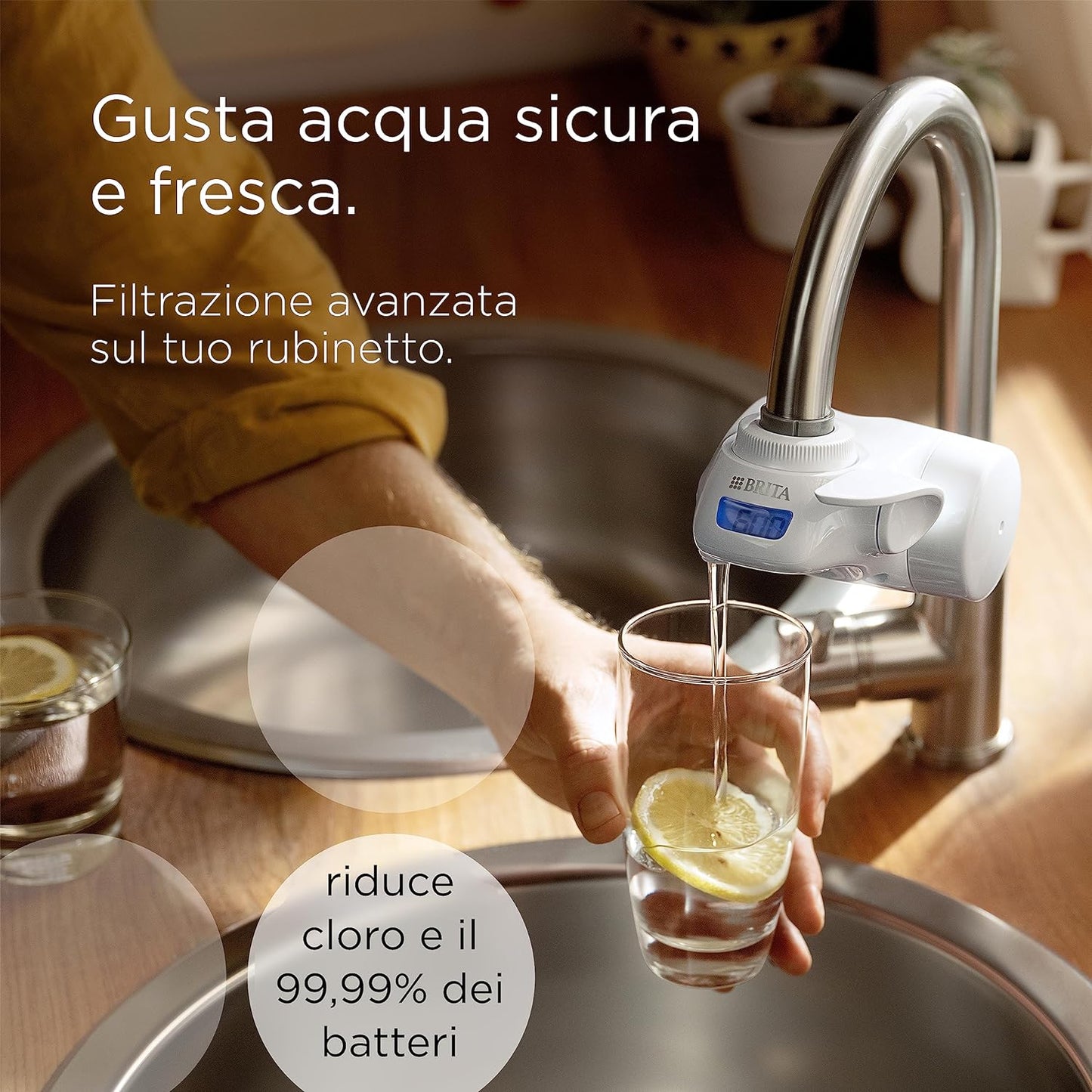 BRITA ON TAP Pro V-MF include 1 x filtro acqua rubinetto V-MF (600L) - riduce cloro, 99,99% dei batteri, PFAS - display contalitri digitale