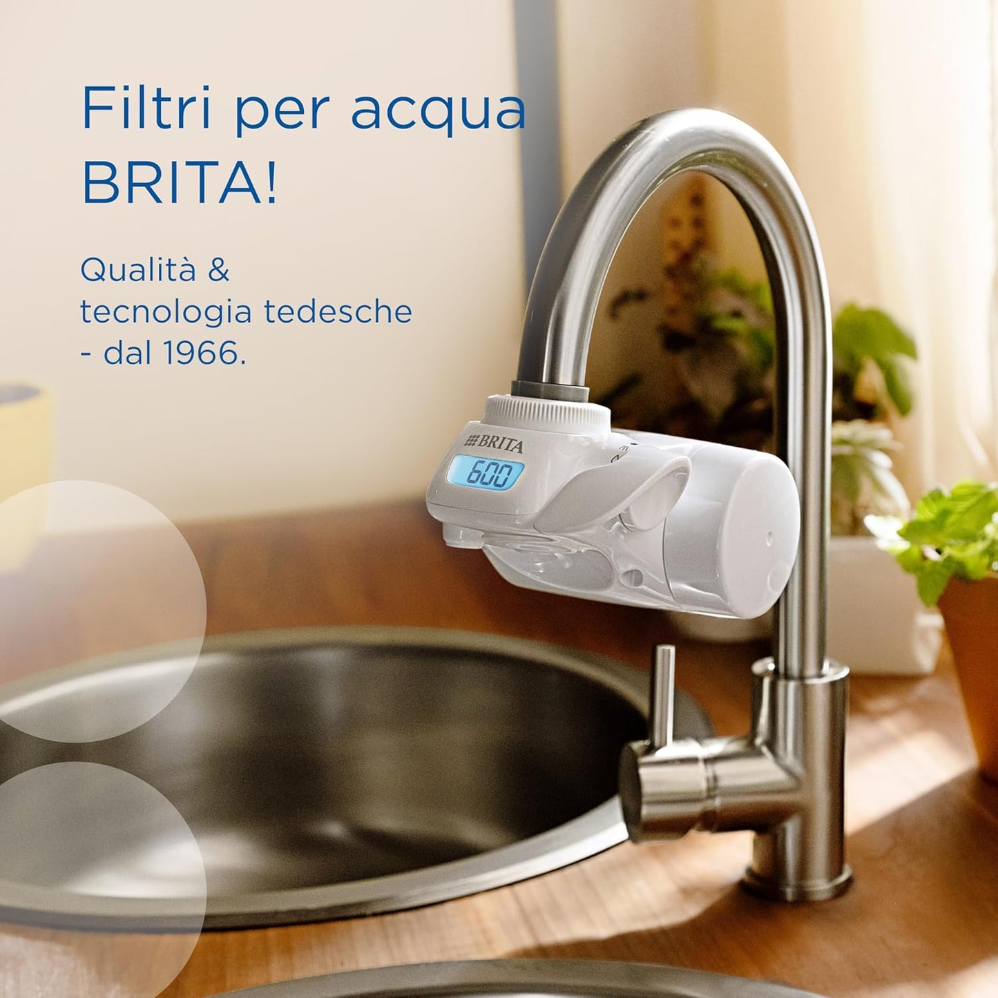 BRITA Filtro acqua rubinetto ON TAP V-MF (600L) - Riduce cloro, PFAS, 99,99% di batteri, microparticelle e metalli - per acqua buona e sicura da bere