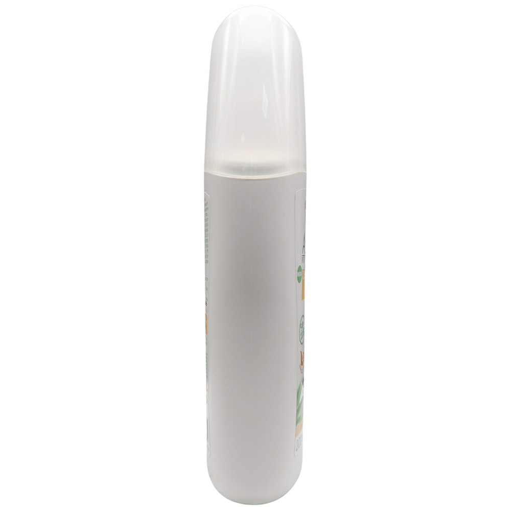 EQUILIBRA Detergente Intimo Idratante ALOE Con Olio Di Mandorle Dolci e Camomilla. Con Il 98% Di Ingredienti Di Origine Naturale, Senza Parabeni e Saponi Alcalini 200ml