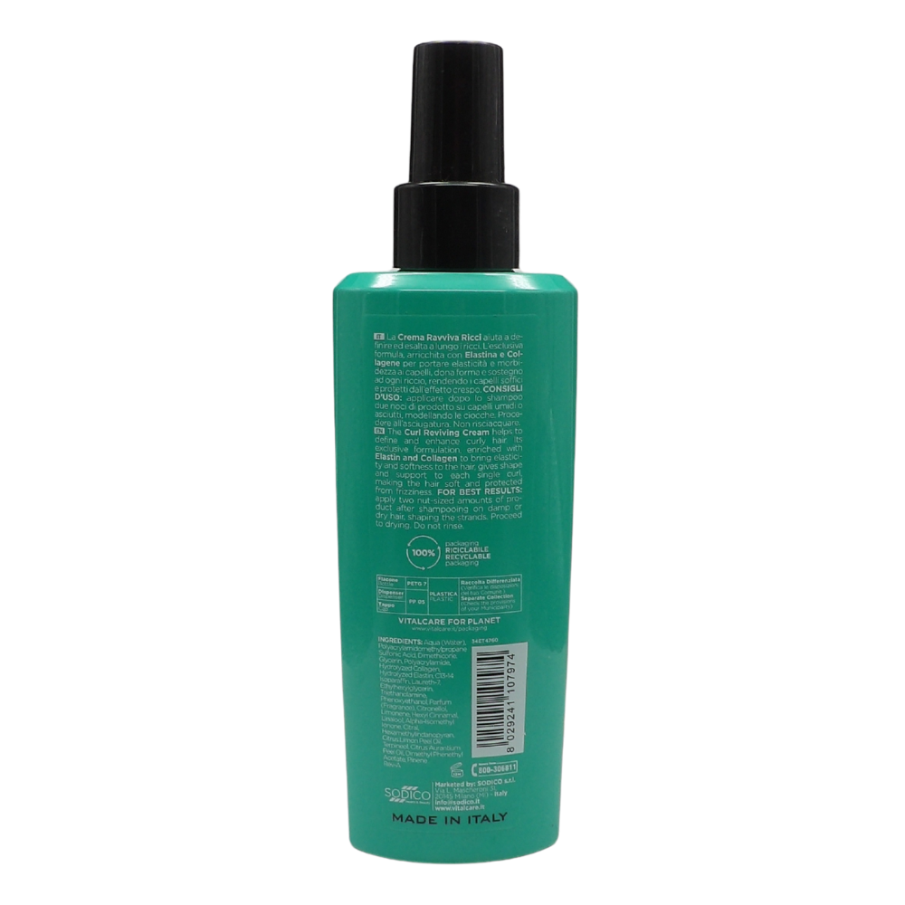 VITALCARE Professional Verve Ricci Crema Ravviva Ricci 125 ml è un trattamento senza risciacquo specificamente formulato per definire, esaltare e proteggere i capelli ricci o mossi dall'effetto crespo