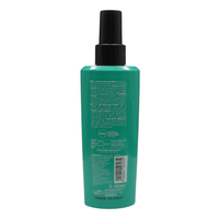VITALCARE Professional Verve Ricci Crema Ravviva Ricci 125 ml è un trattamento senza risciacquo specificamente formulato per definire, esaltare e proteggere i capelli ricci o mossi dall'effetto crespo