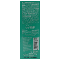 VITALCARE Professional Verve Ricci Crema Ravviva Ricci 125 ml è un trattamento senza risciacquo specificamente formulato per definire, esaltare e proteggere i capelli ricci o mossi dall'effetto crespo
