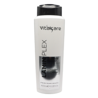 VITALCARE Laminplex Shampoo Riparatore Laminante 400 ml è un trattamento innovativo "In&Out" specificamente formulato per capelli opachi e danneggiati