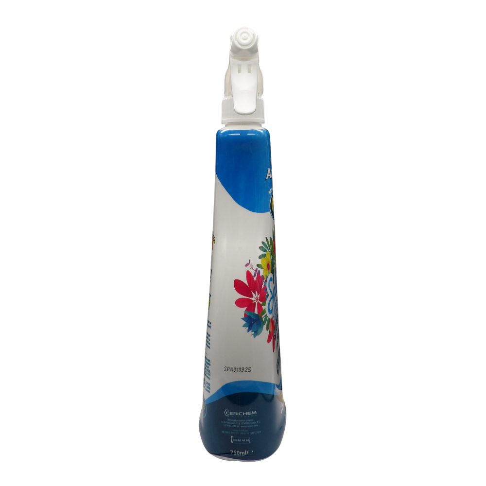 SPLENDEO Detergente Multiuso Spray, Il Profumatore Igienizzante Superconcentrato, PETALI AZZURRI. Deterge a Fondo, Rimuove Germi e Batteri, 48h di Pulito Profumato 750ml